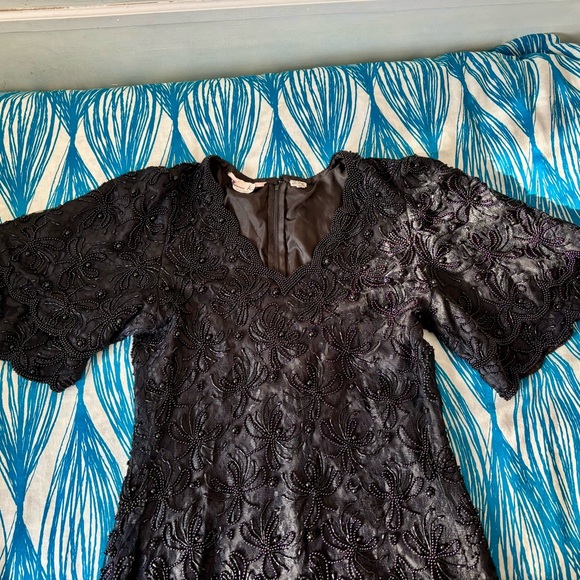 VINTAGE 1990’s Laurence Kazar Black Beaded Lace Dress! - Picture 8 of 9